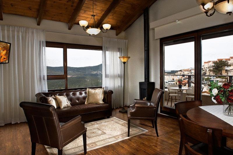 Pelech Harimmon Hotel Safed Phòng bức ảnh